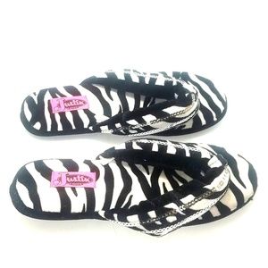 Justin boots 9/10 zebra print slippers